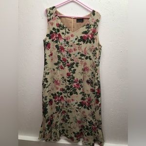 SC&CO midi rose bud floral dress.  Beautiful, well-made dress. Fits like a 14.